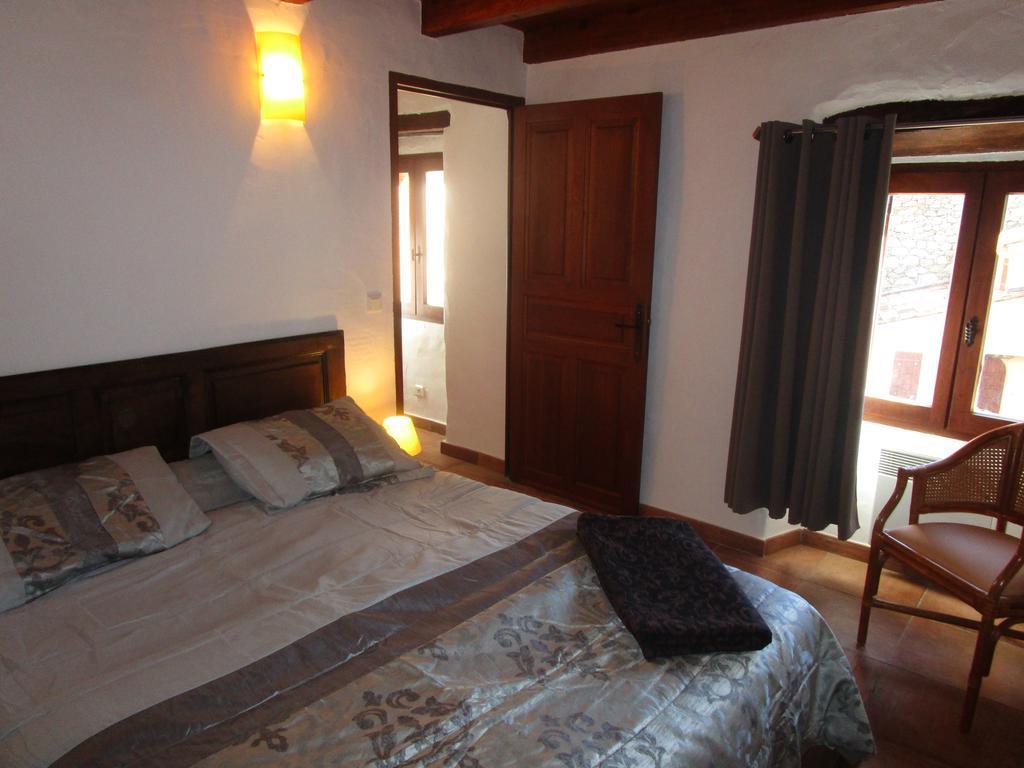 Gite Piazza Alla Pietra- Ota Porto  Экстерьер фото